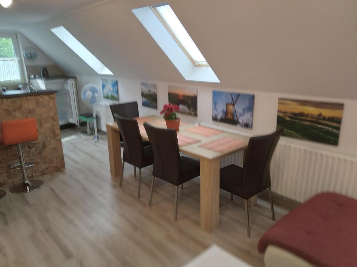 Raza Soarelui Apartament De Lux سوفاتا المظهر الخارجي الصورة